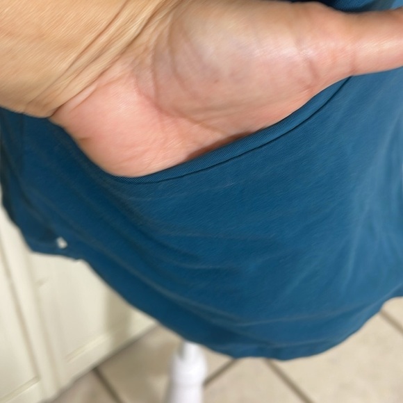 Figs Womens Casma Three-Pocket Teal Scrub Top Sz XS Technical Comfort Medical - Picture 4 of 11